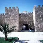 Casa Andreia, Close To Everything