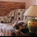 Casa Andreia, Close To Everything